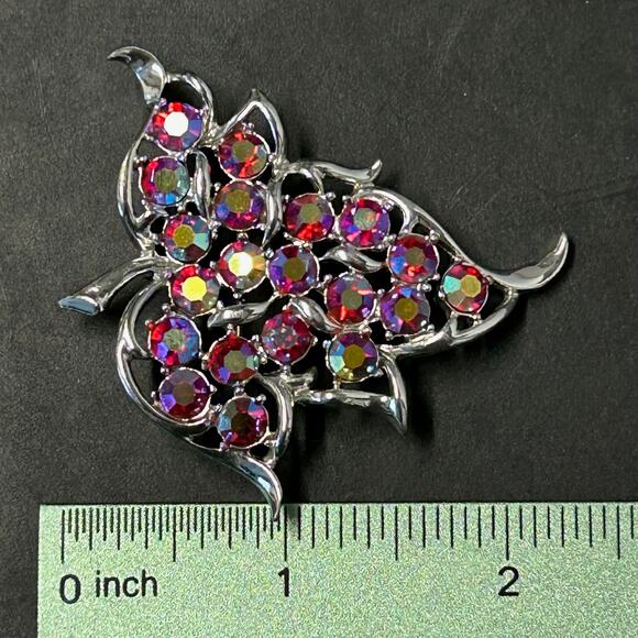 Vintage 1960's Sarah Coventry Leaf AB Rhinestone Brooch Signed - Picture 4 of 4